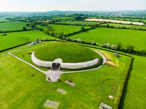 Newgrange, County Meath, Ireland - A Site of Great Mystery - Hurley World  Travel